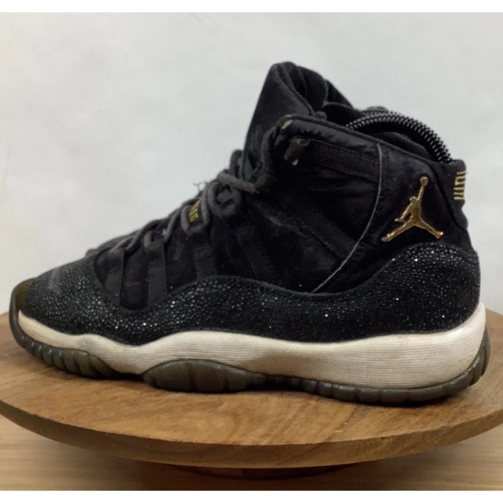 Nike Air Jordan Retro 11 Heiress Stingray Black Gold Women's Sz 4Y